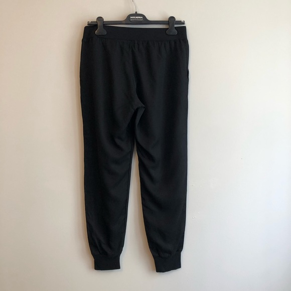 Monrow Black Cuff Pants - Picture 6 of 8